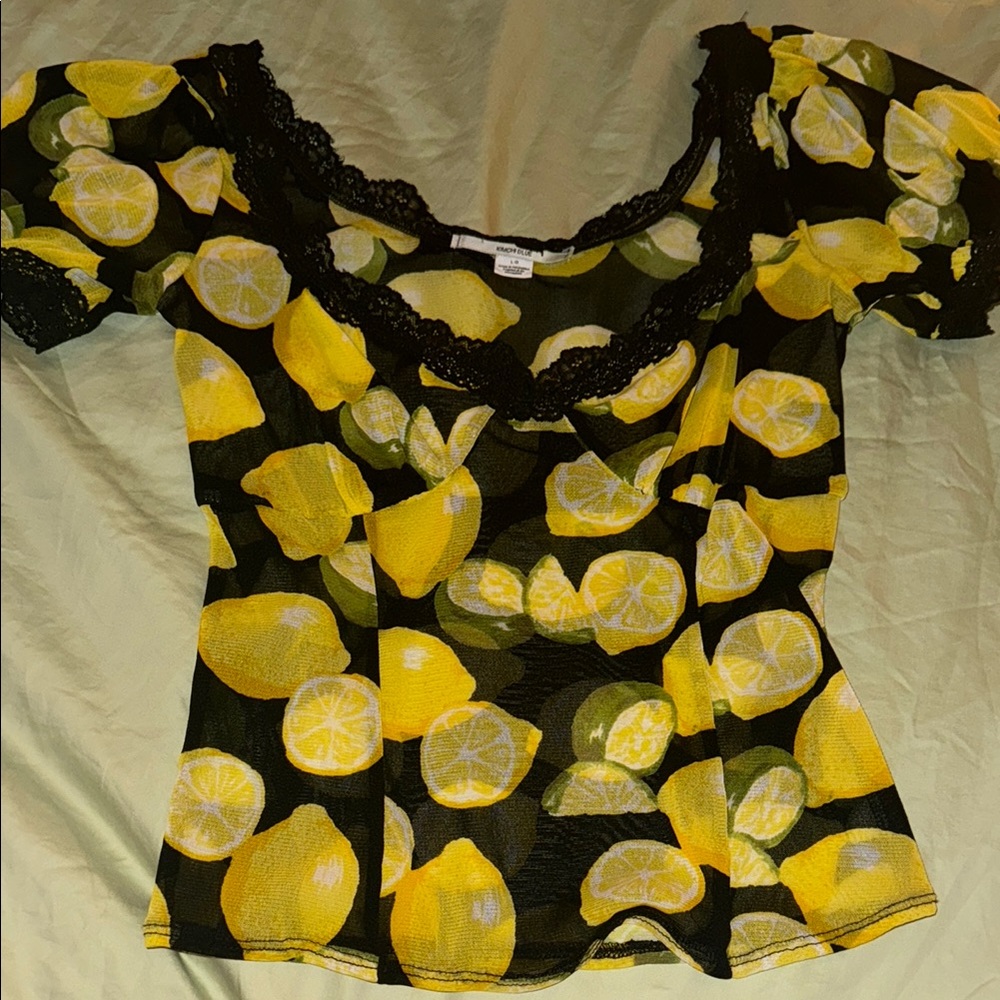 Kimchi Blue Ruffled Fitted Black and Yellow Blouse